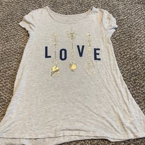 Gently loved Justice scoop neck tee